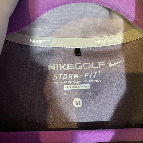 Nike Golf, Storm fit, size medium - Picture 3 of 7